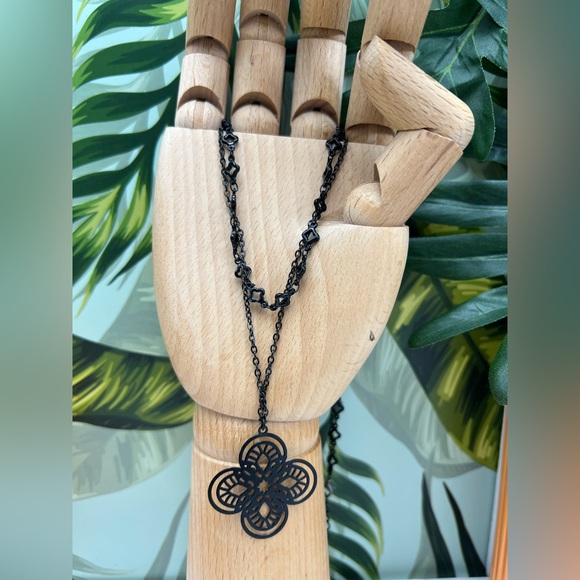 All Black Elegant Fleur de Lis Necklace - Classic Flower Layered Necklace - Picture 3 of 10